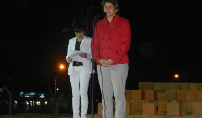 Sandra Nedov y Sonia Machín (presidenta del CV10)