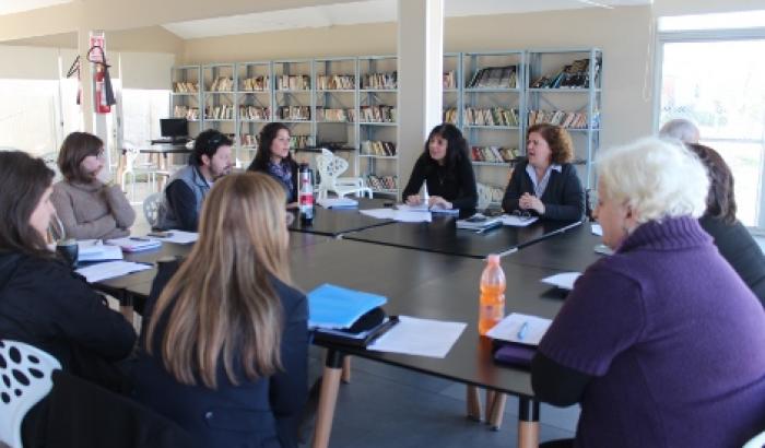 reunión de evaluación en el Centro Cívico "Luisa Cuesta"